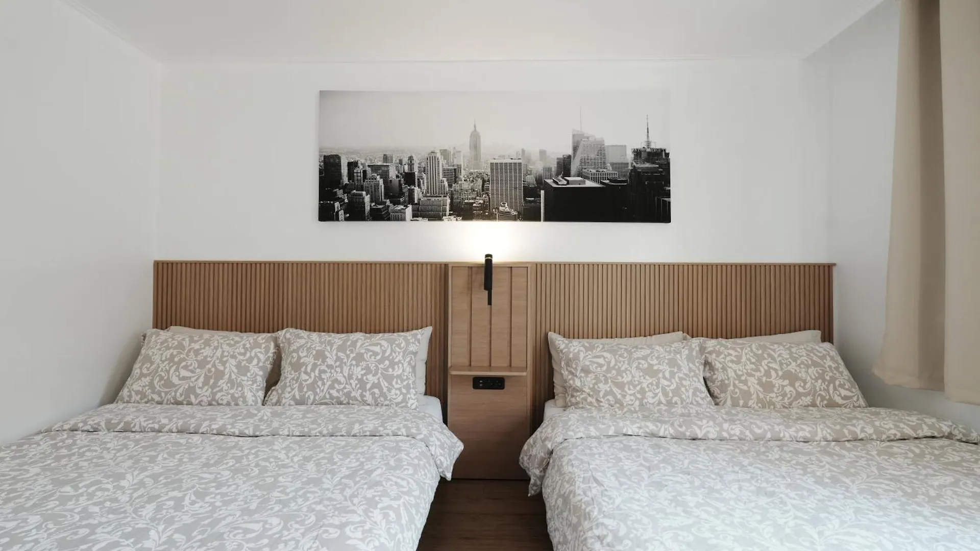 Villa Heistay-30Sec From Hongdae Subwaystop-Elevator Seoul